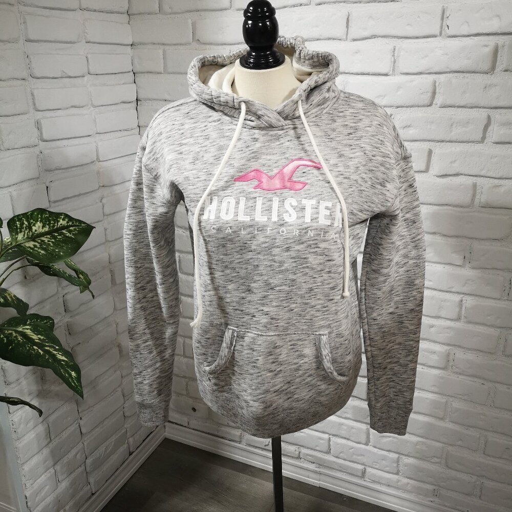 Hollister Ladies Size Medium Grey/White/Black Fleece Lined Hoodie